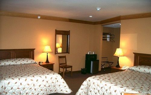 Prairie Inn & Suites Holmen Buitenkant foto